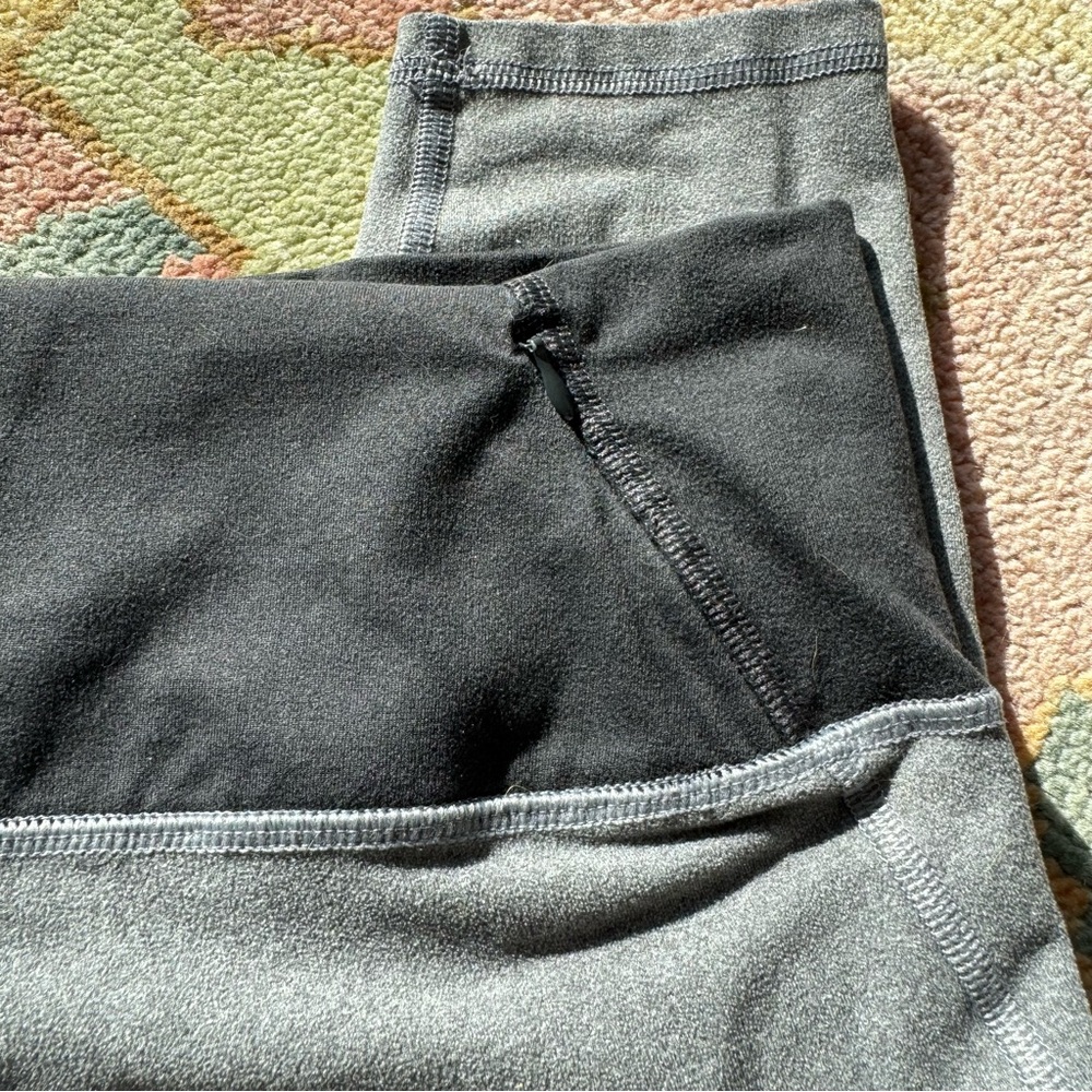 Fabletics Leggings - Picture 3 of 4